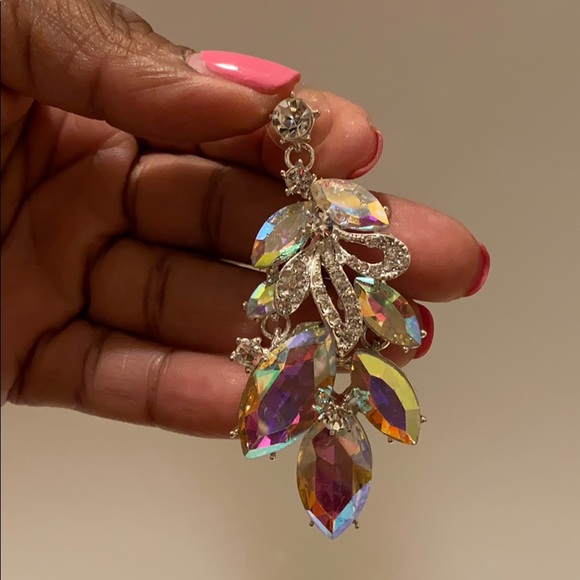 Statement necklace and earrings - Picture 2 of 9